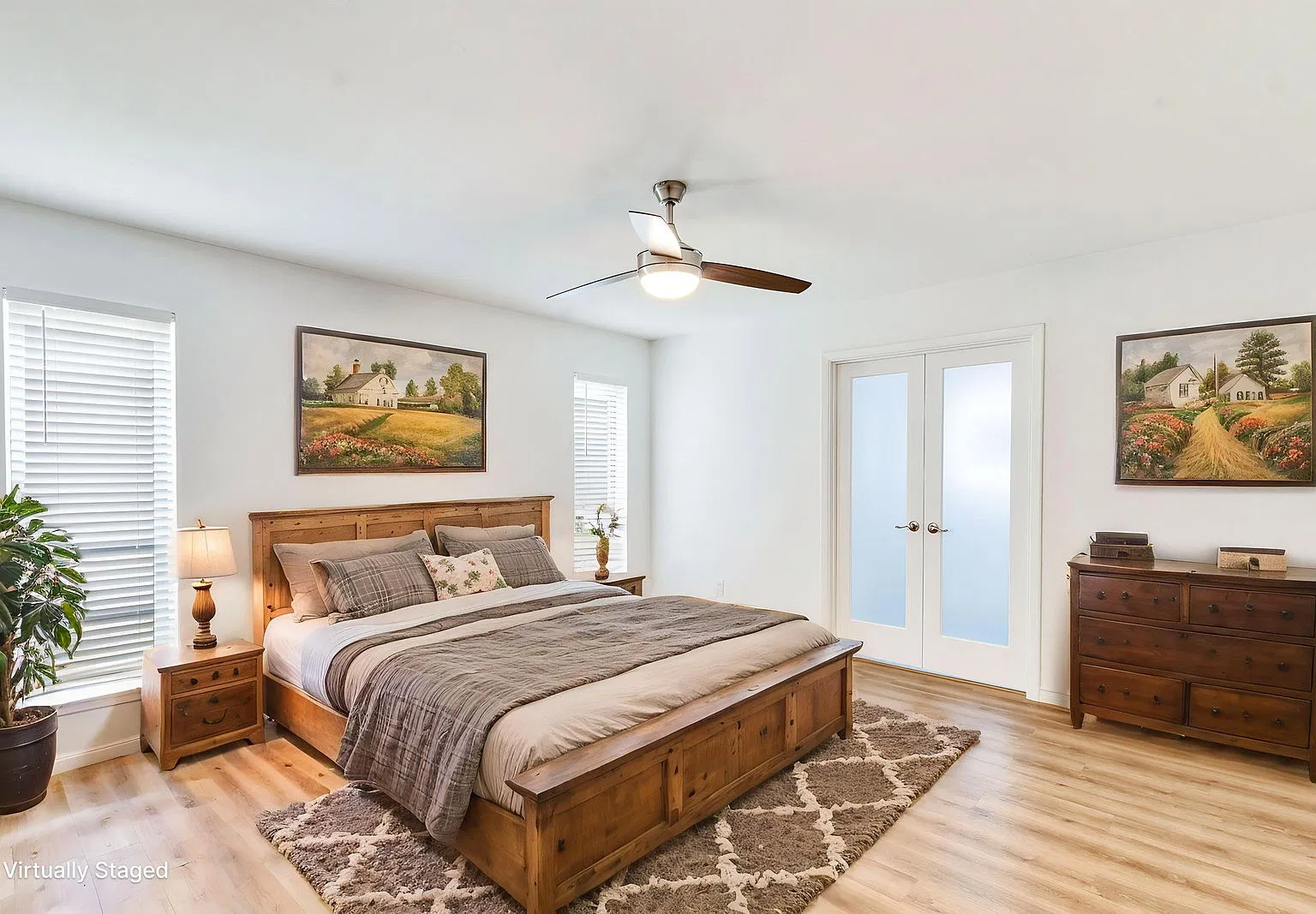 3 bed, 2.0 bath, 1651 sqft, $2,495 — Photo 2
