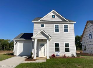 228 Peeler Cir, Raeford, NC 28376