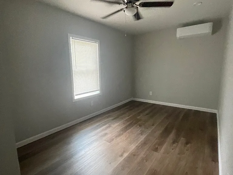 125 E Broadway St #3 — Photo 8