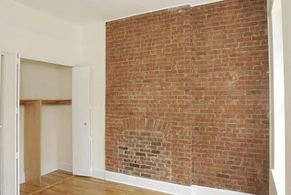 Rented by Metropolis Real Estate of Manhattan | media 69