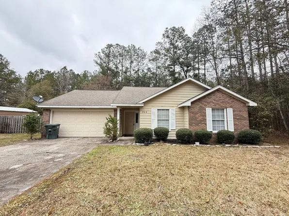 504 Woodbridge Rd, Kingsland, GA 31548