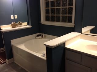 1529 Hawkcrest Ln, Winston Salem, NC 27127