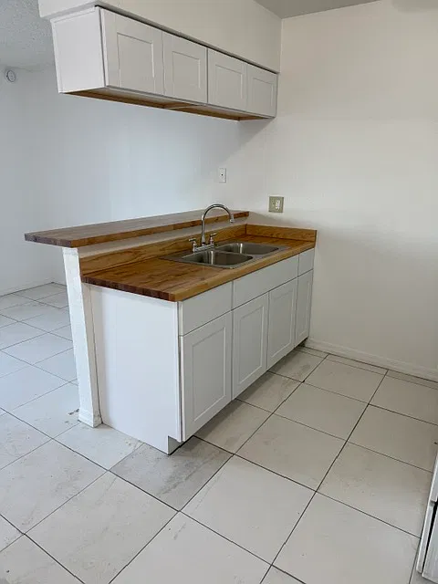 1736 E Brill Street — Photo 2