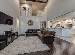 1001 Charing Cross, Cave Springs, AR 72718