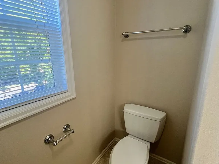 863 SE Bayshore Cir — Photo 35