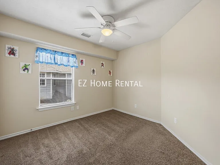 2951 Hackamore Hollow Ln — Photo 24