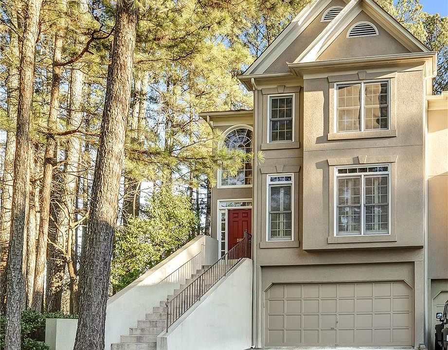 1st image of 2501 Oak Quarters SE