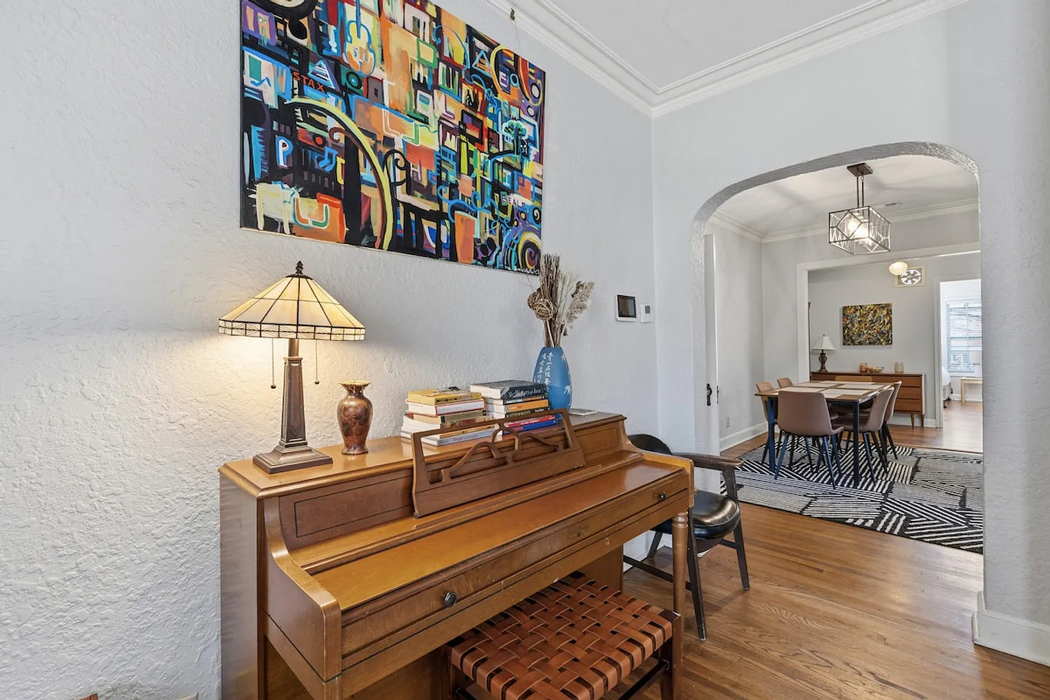 3 bed, 2.0 bath, $3,358 — Photo 4