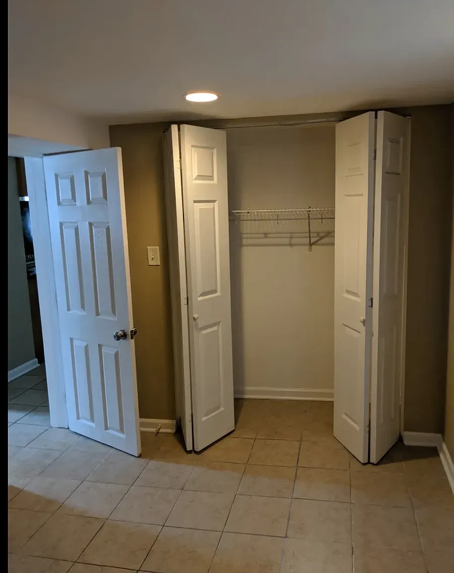 Studio, $1,500 — Photo 4