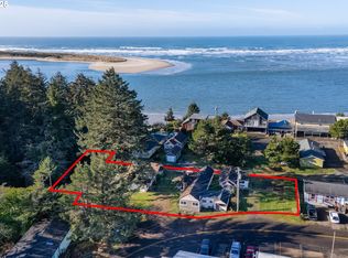 1240 5th St, Tillamook, OR 97141