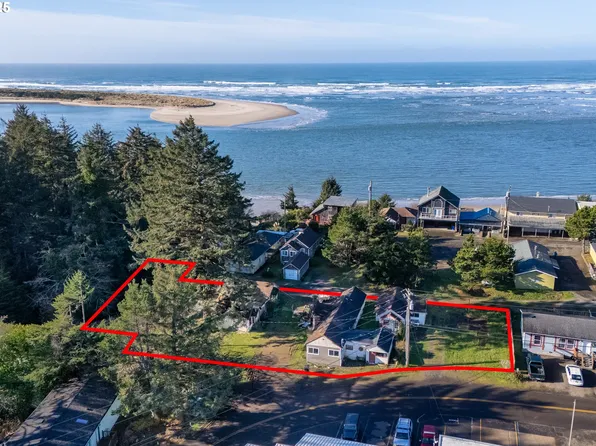 1240 5th St, Tillamook, OR 97141