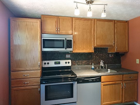 4th image of 59 Huntington Pkwy