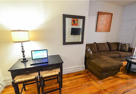 4th image of 438 W 45th St APT 4W