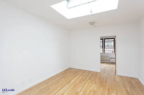 410 E 78th St #Penthouse 2 Photo 1