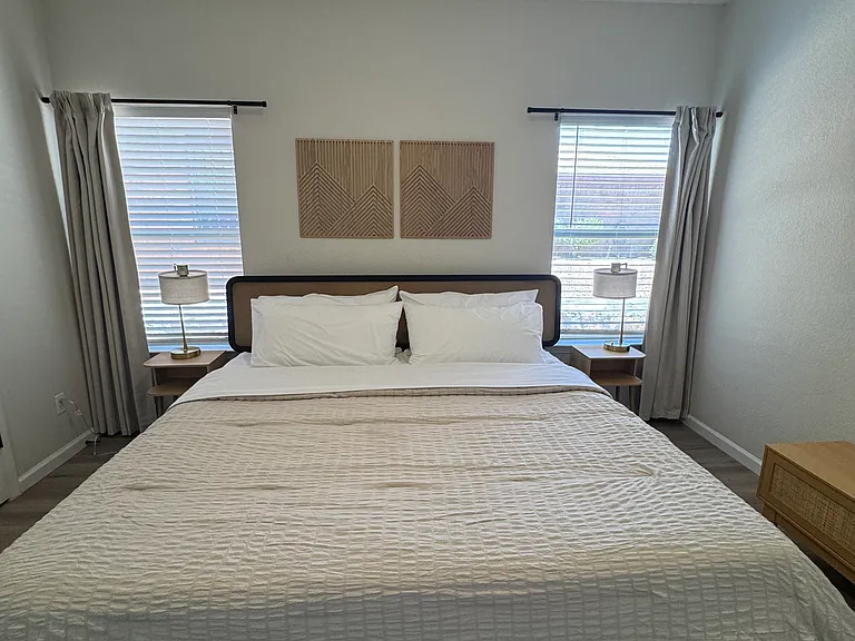 7329 Black Ridge Dr — Photo 4