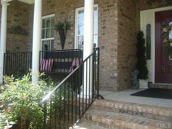 4th image of 106 Peppertree Dr