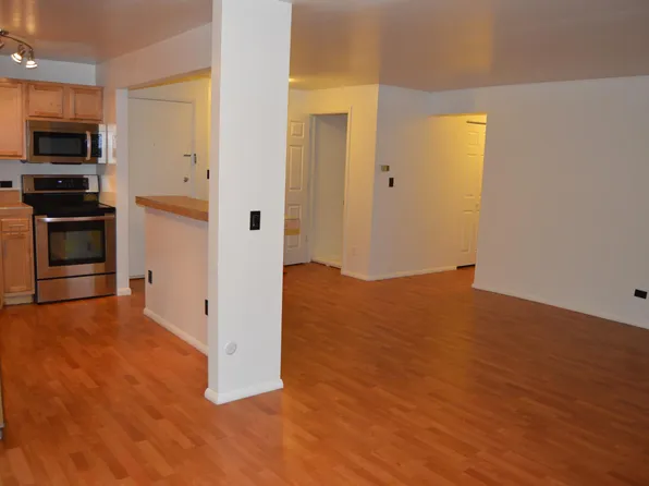 937 N Clarkson St APT 504, Denver, CO 80218