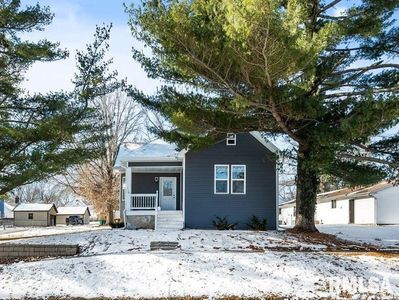 206 Lincoln St, Washington, IL, 61571