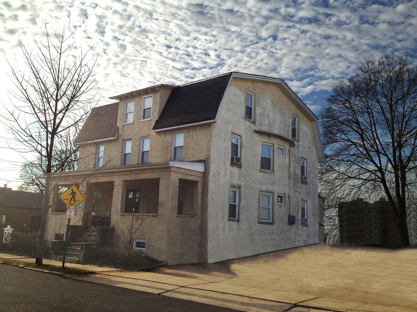 77 Huntington St — Photo 1