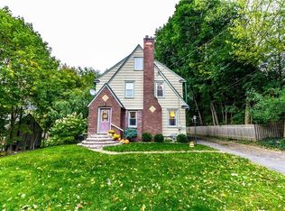 123 Redfield Ave, Fayetteville, NY 13066