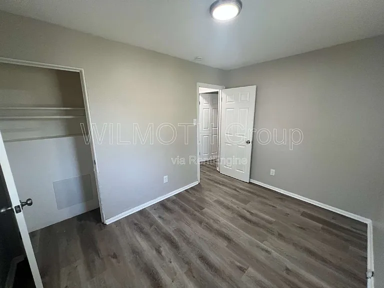 2920 N Lasalle St — Photo 7
