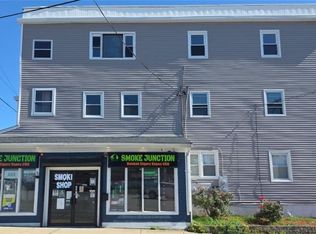 62 Main Rd #3, Tiverton, RI 02878