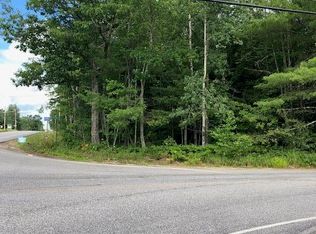 22 N High St, Bridgton, ME 04009