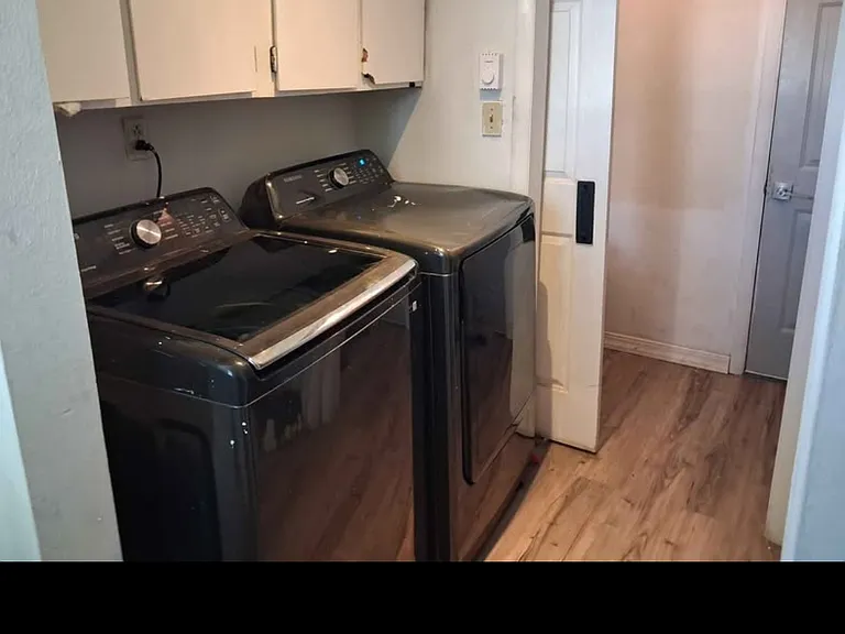 20 N 470 W — Photo 5