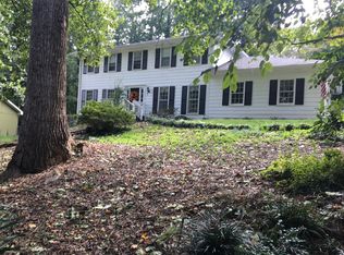 595 Deer Run, Lilburn, GA 30047