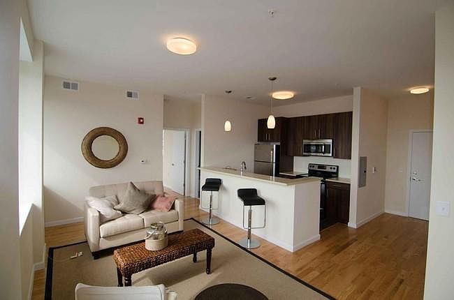 2nd image of 100 Newkirk St APT 8G