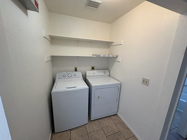 247 S Cherry Ave #2 — Photo 7