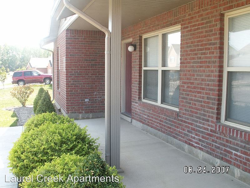 1st image of 2375 Meadowpoint Dr APT C