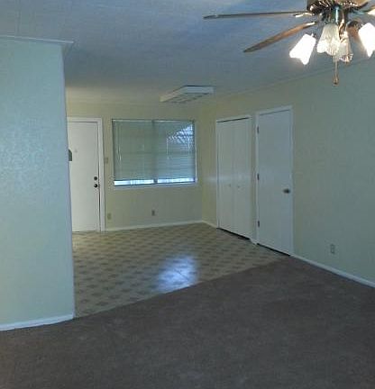 3rd image of 910 Mardi Gras Ln