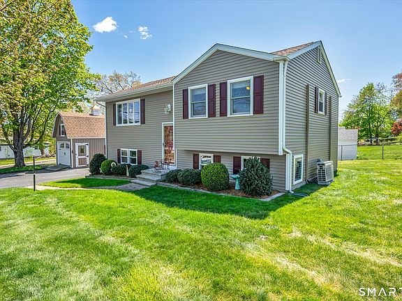 2nd image of 149 Cook Hill Road