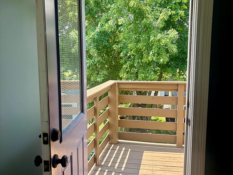 524 E Ormsby Ave — Photo 24
