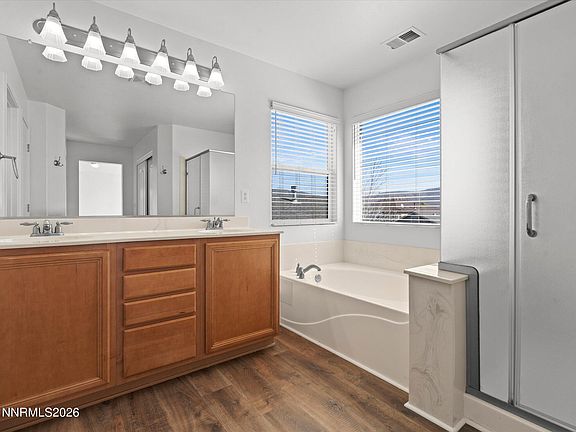 4th image of 2210 Big Trail Cir