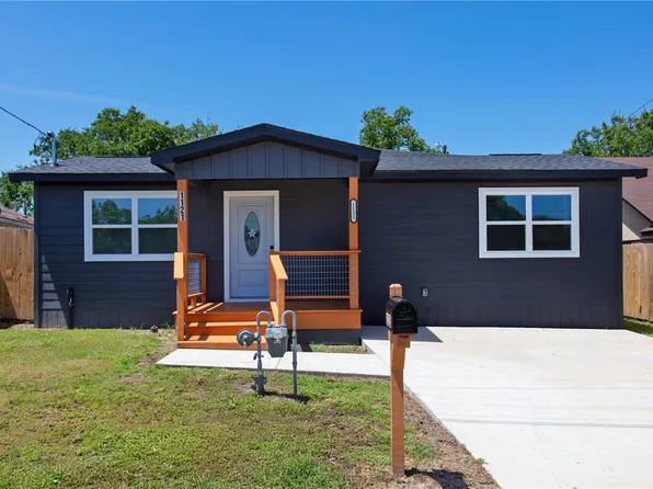 1121 Lowery St, Bryan, TX 77803