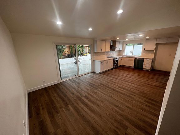 5th image of 1426 E Calle Colina