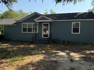 6 Sherwood Dr, Hinesville, GA 31313