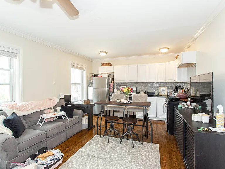 2129 N Dayton St #603 — Photo 5