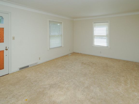 637 G Avenue W-104