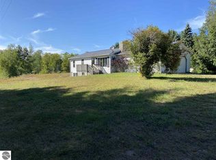 7656 Maple Hill Rd SW, Fife Lake, MI 49633