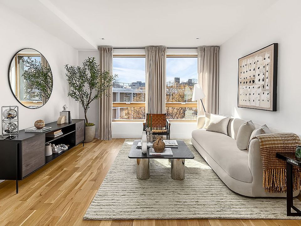 1st image of 529 Park Pl #401