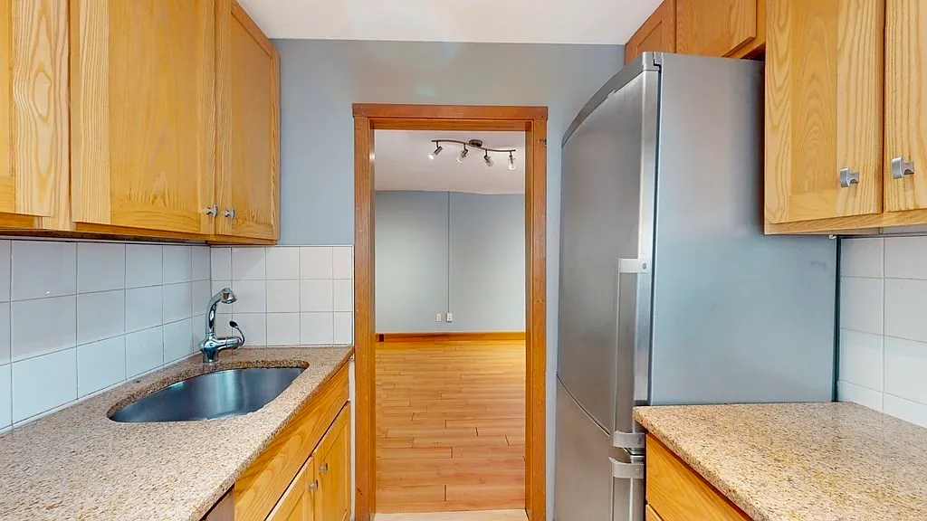Building Photo - 306 Savin Hill Ave #2