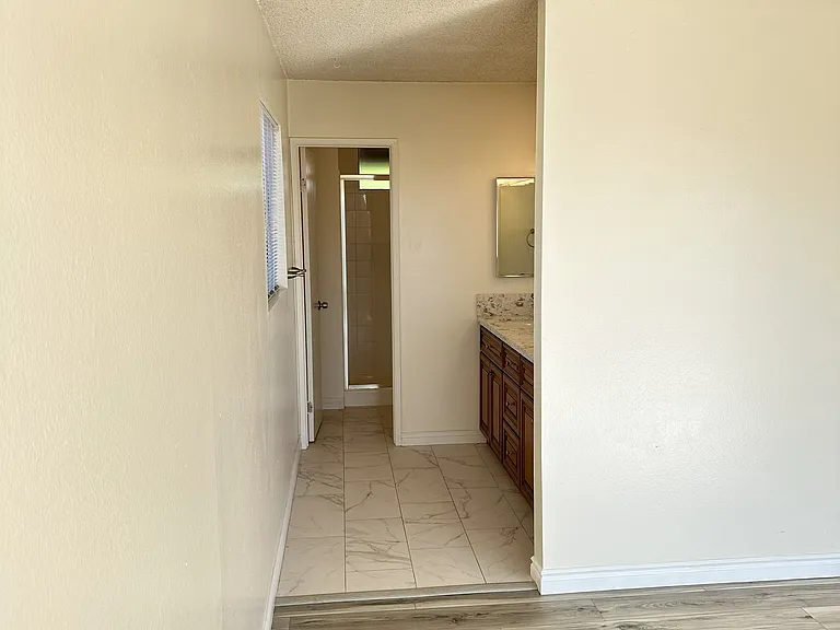 13103 Sundance Ave — Photo 40