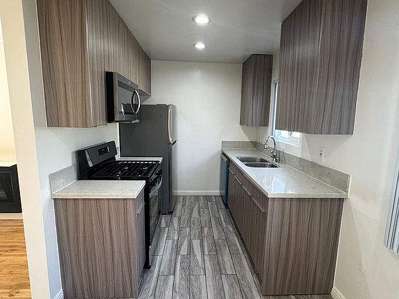 2nd image of 3130 S Durango Ave APT 12