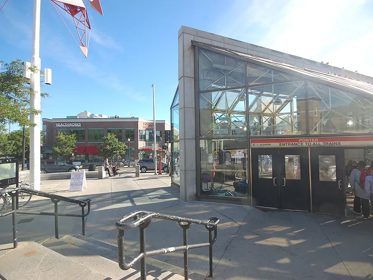 1 Davenport St #10 — Photo 15