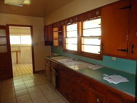 3rd image of 1080 Woodland Way