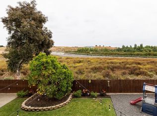 1941 Swan Dr, Costa Mesa, CA 92626