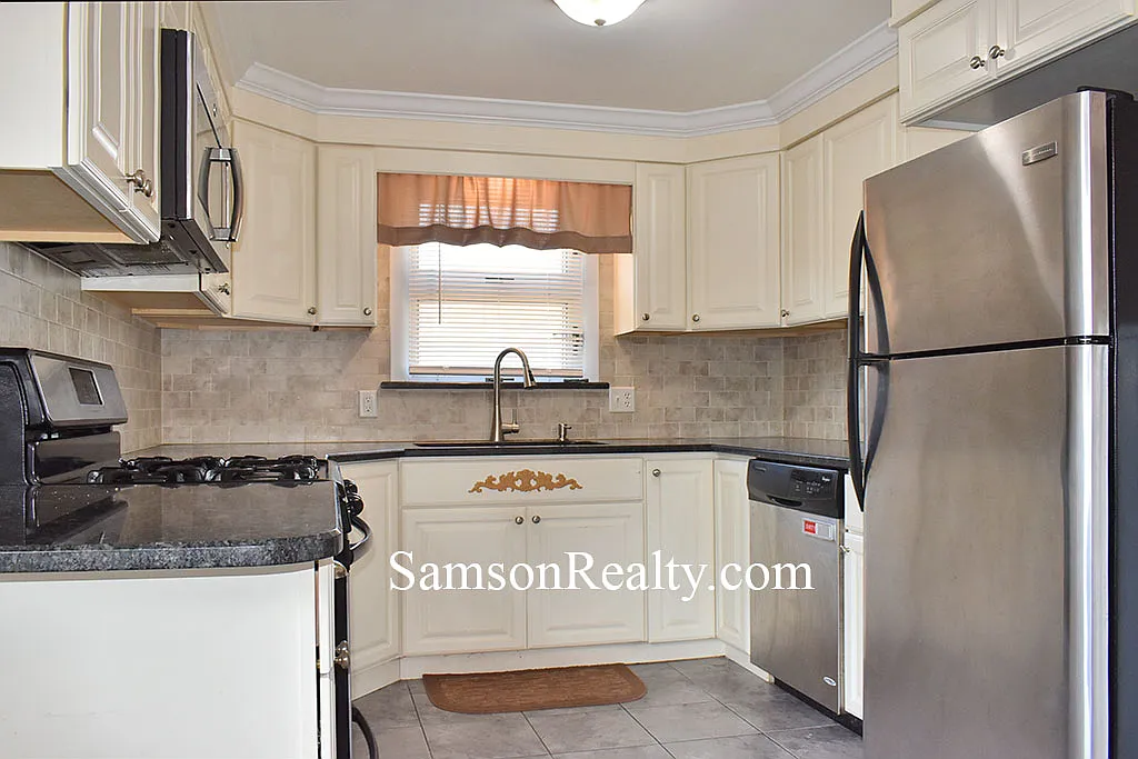 3 bed, 1600 sqft, $2,850 — Photo 4